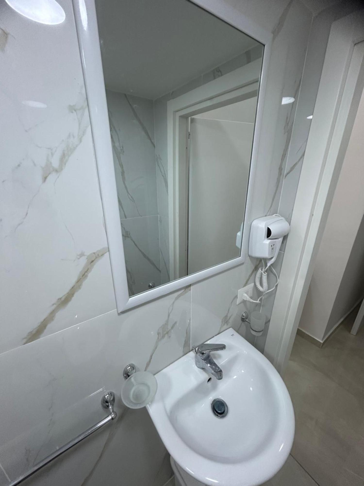 Luxury Rooms Carbonara 95 Neapel Exteriör bild