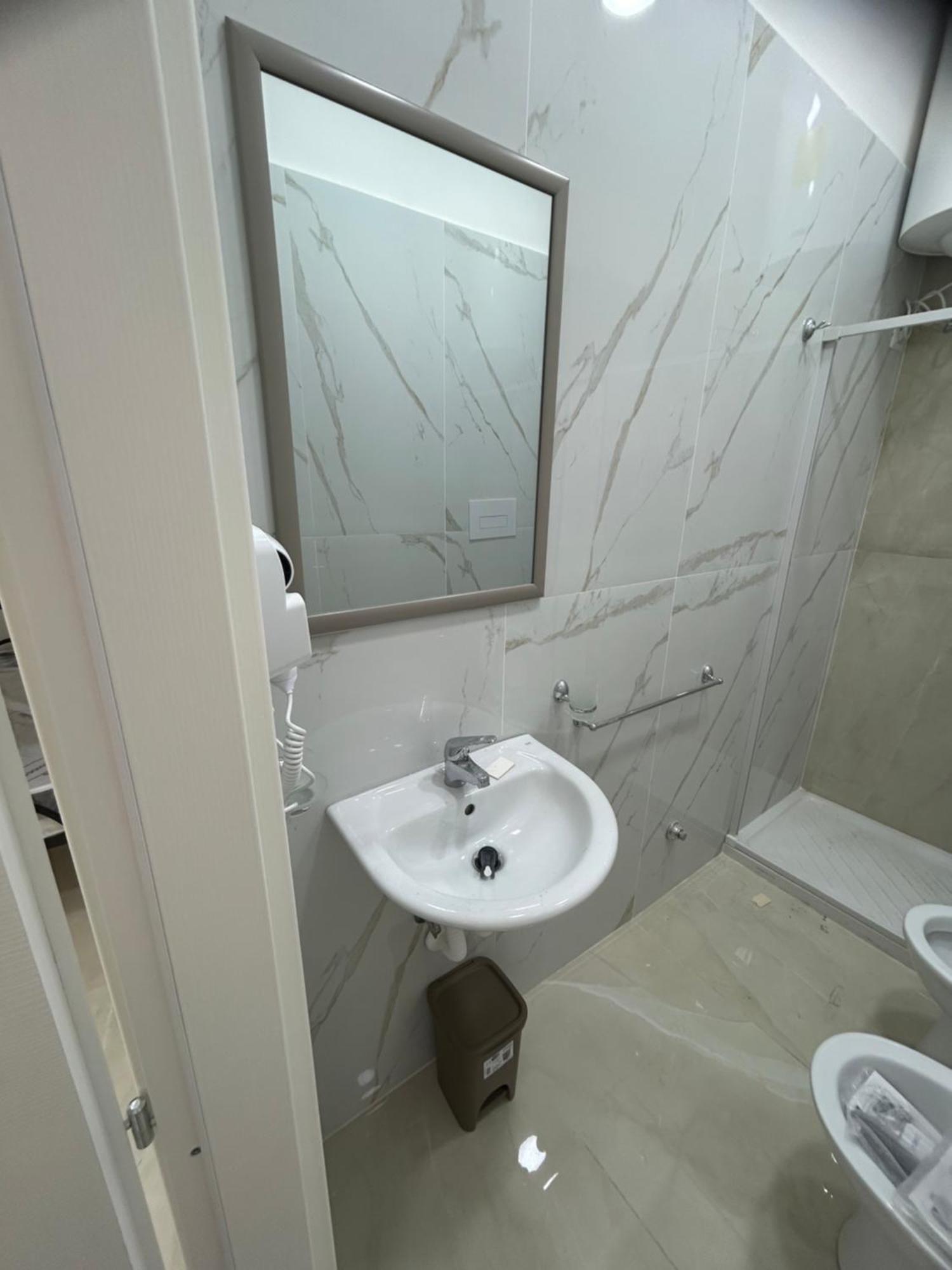 Luxury Rooms Carbonara 95 Neapel Exteriör bild