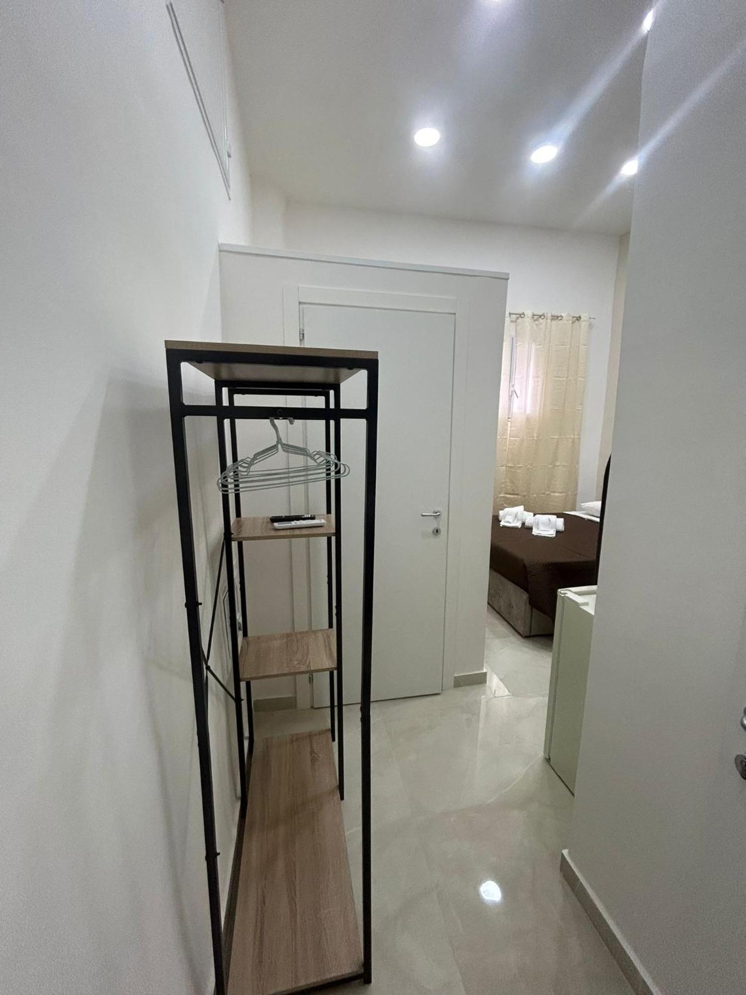 Luxury Rooms Carbonara 95 Neapel Exteriör bild